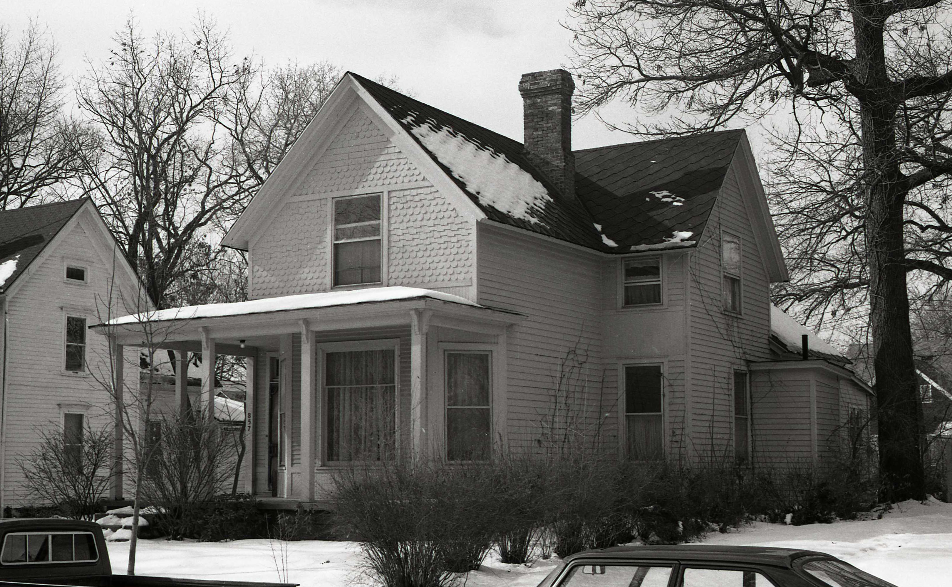 857 Forest Avenue